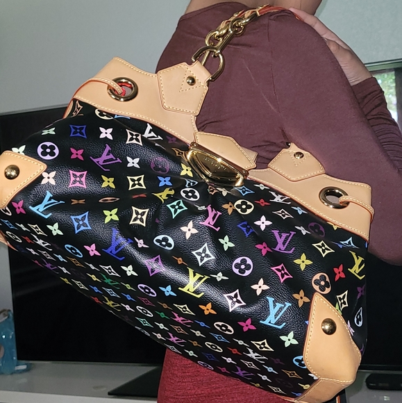 SELLING SEPARATELY OR BUNDLE! FREE POSHMARK AUTHENTICATION $500UP LV & GUCCI - Picture 8 of 10